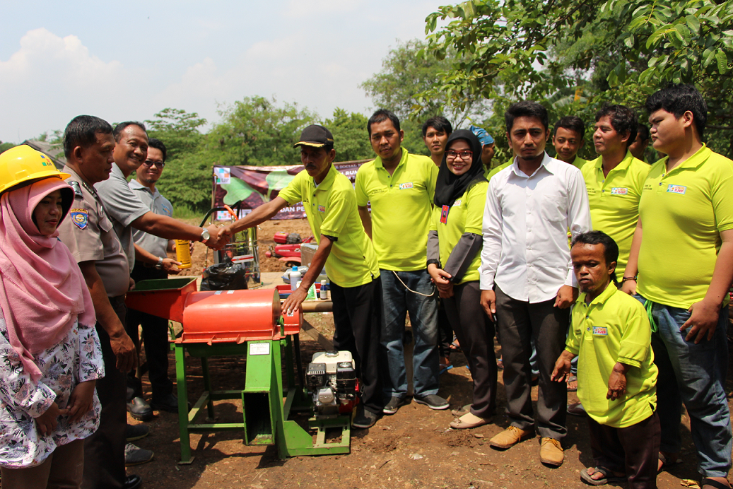 CSR - Organic Rubbish Shredder Machine for Cikoronjo