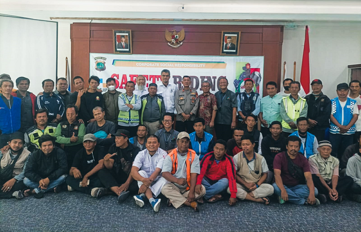 Safety Riding and Sembako Packages Distribution with EJIP Area Motorbike Taxi Driver